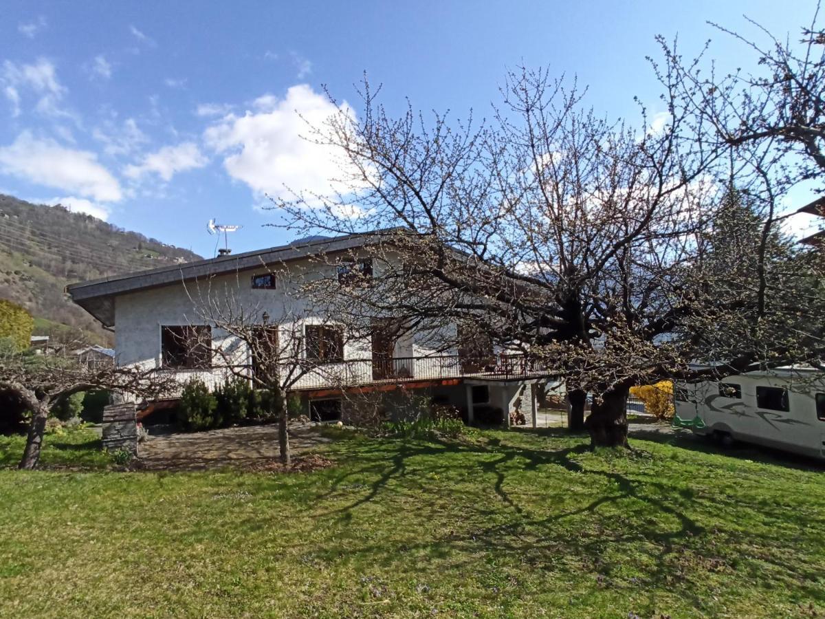 Chalet Avec Jardin Bourg-Saint-Maurice Exterior photo