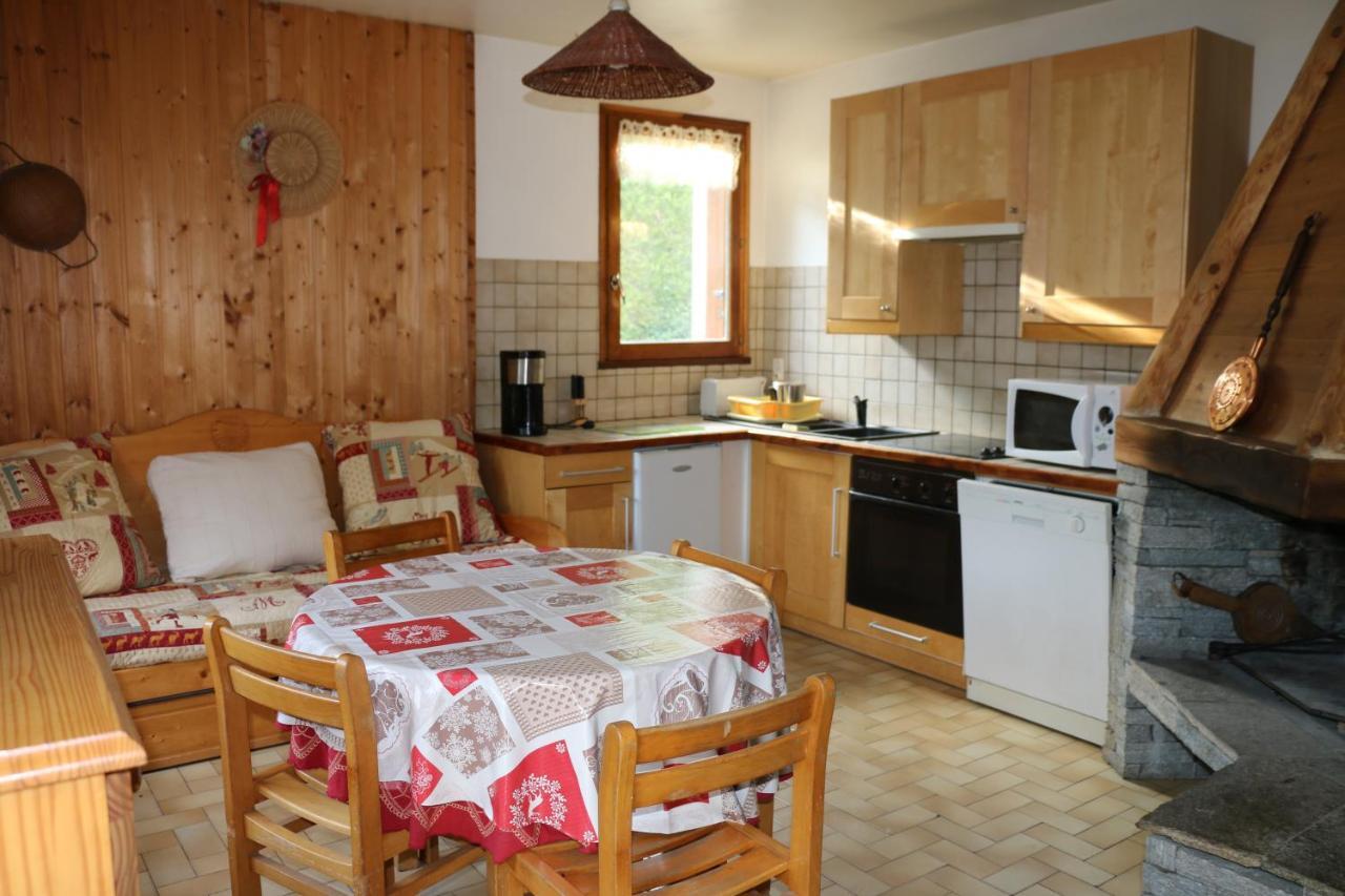 Chalet Avec Jardin Bourg-Saint-Maurice Exterior photo