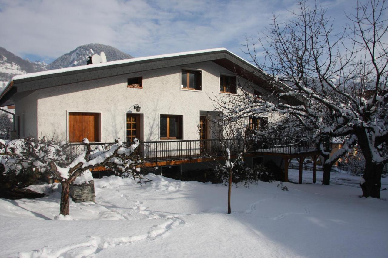 Chalet Avec Jardin Bourg-Saint-Maurice Exterior photo