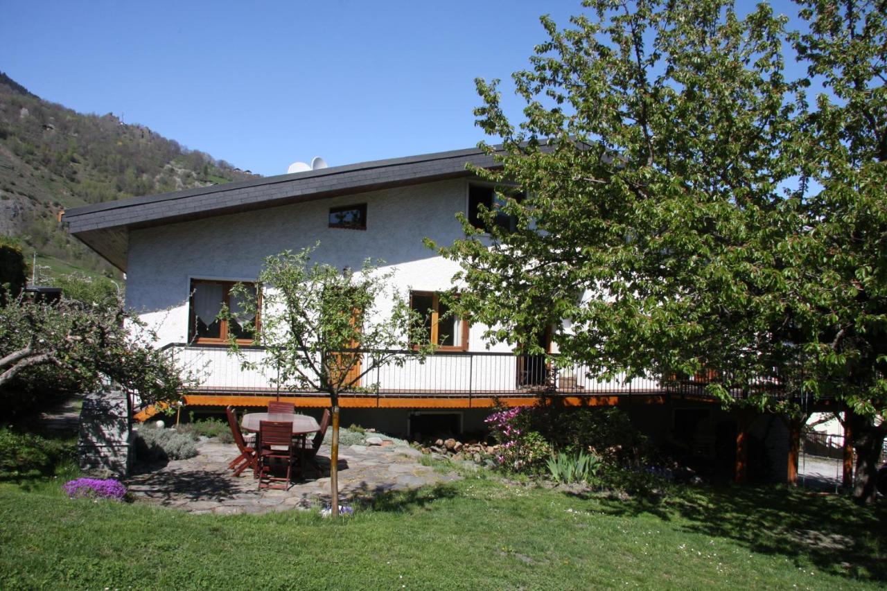 Chalet Avec Jardin Bourg-Saint-Maurice Exterior photo